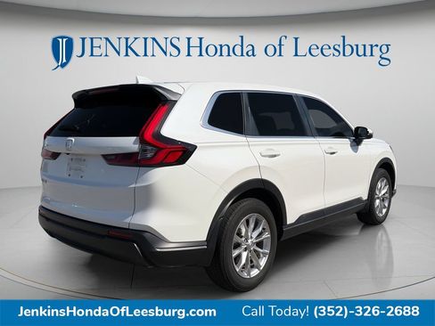 Used 2024 Honda CR-V EX image 3