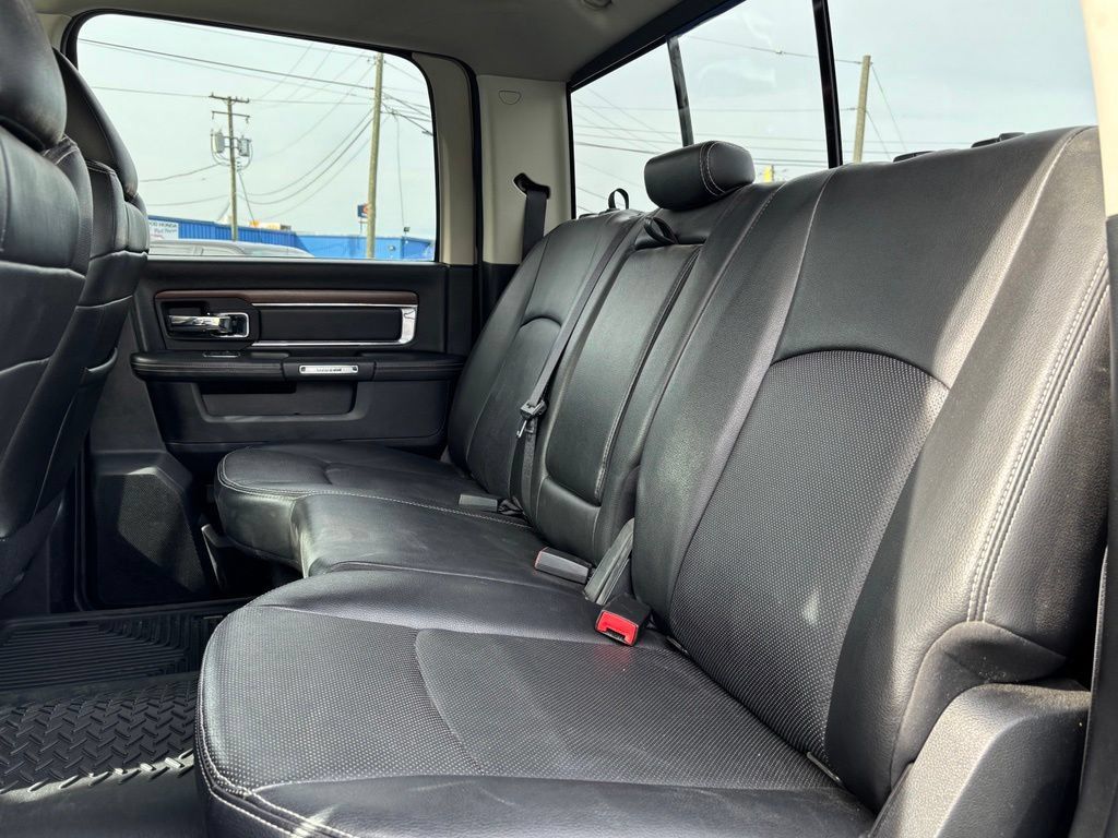 Used 2015 RAM 1500 Laramie AWD/4WD image 15