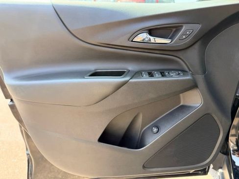 Used 2022 Chevrolet Equinox LT AWD/4WD image 19