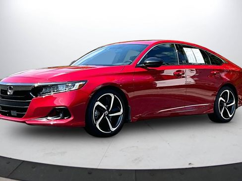 Used 2021 Honda Accord Sport image 4