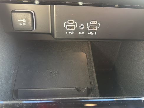 Used 2023 Jeep Wagoneer Series III w/ Premium Group I image 44