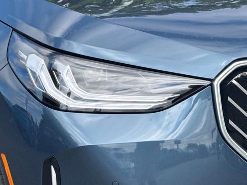 Used 2025 BMW X3 xDrive30i w/ Convenience Package image 10