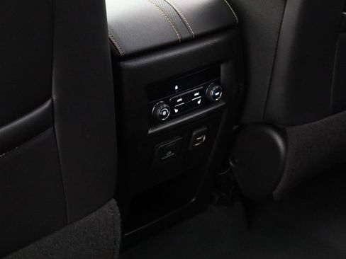 Used 2021 Chevrolet Traverse Premier AWD/4WD image 8