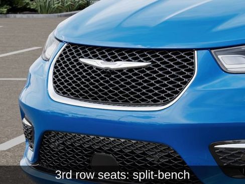 New 2026 Chrysler Pacifica Select FWD image 13