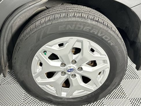 Used 2021 Subaru Forester AWD/4WD image 10