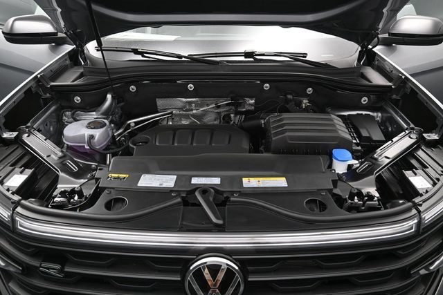 New 2026 Volkswagen Atlas Cross Sport SEL R-Line AWD/4WD image 15