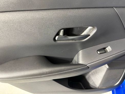 Used 2025 Nissan Sentra SV FWD image 31