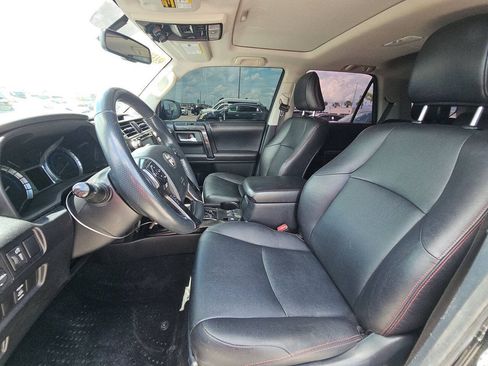 Used 2016 Toyota 4Runner Trail Premium AWD/4WD image 2