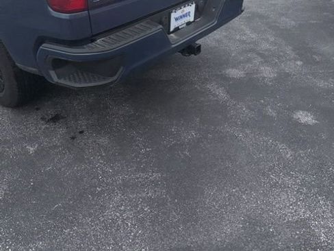 Used 2024 Chevrolet Silverado 1500 Custom image 5