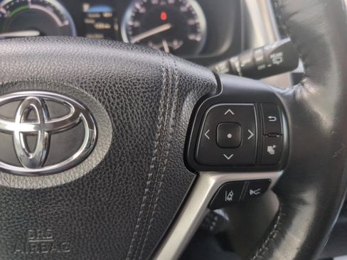 Used 2018 Toyota Highlander Limited Platinum image 28