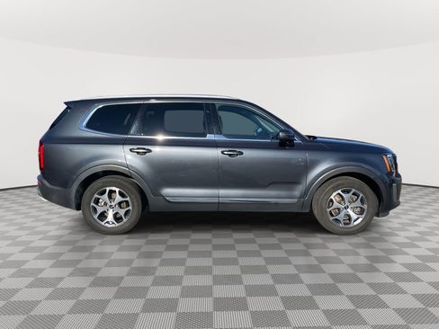 Used 2022 Kia Telluride EX image 8