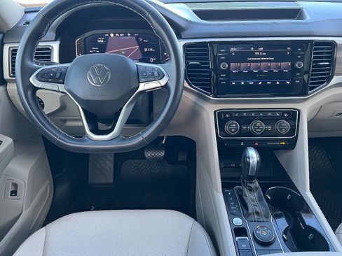 Used 2021 Volkswagen Atlas SEL w/ MDO Package (Bench Seat) image 12