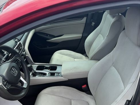 Used 2018 Honda Accord LX image 16