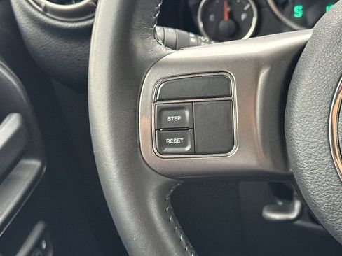 Used 2018 Jeep Wrangler Unlimited Sahara AWD/4WD image 24