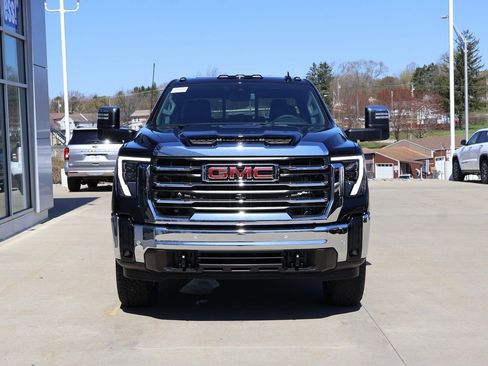 New 2025 GMC Sierra 2500 SLT w/ SLT Premium Package image 5