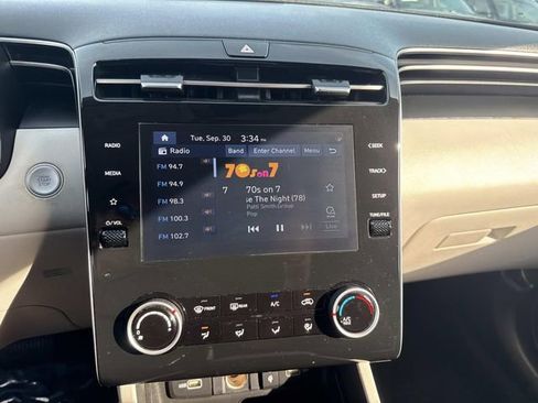 Used 2023 Hyundai Tucson SEL image 25