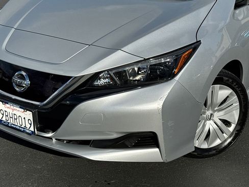 Used 2022 Nissan Leaf S image 3