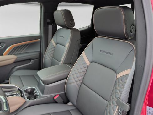New 2026 GMC Canyon Denali AWD/4WD image 22