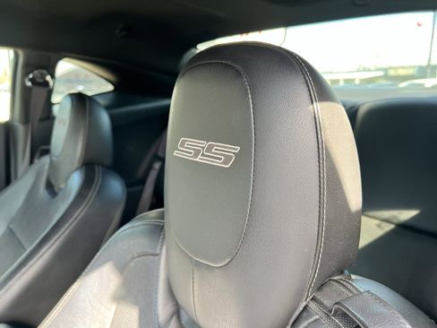 Used 2015 Chevrolet Camaro SS w/ RS Package image 17