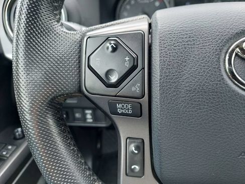 Used 2020 Toyota Tacoma 4x4 Double Cab image 35