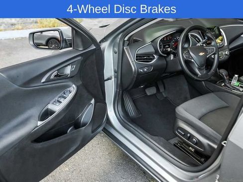 Used 2025 Chevrolet Malibu RS image 27