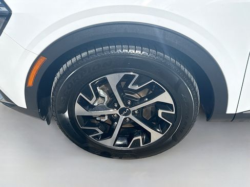 Used 2024 Kia Sportage EX FWD image 37