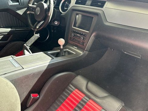 Used 2013 Ford Mustang Shelby GT500 image 18