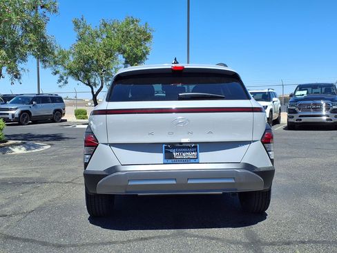 Certified 2026 Hyundai Kona SEL Premium FWD image 5