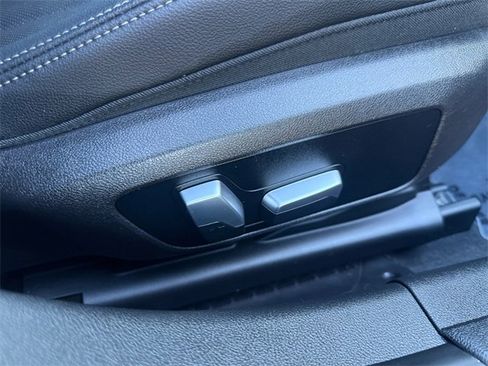 Used 2022 BMW 330i xDrive Sedan w/ M Sport Package image 24