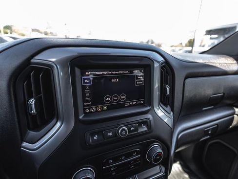 Used 2024 Chevrolet Silverado 2500 W/T w/ WT Fleet Convenience Package AWD/4WD image 15
