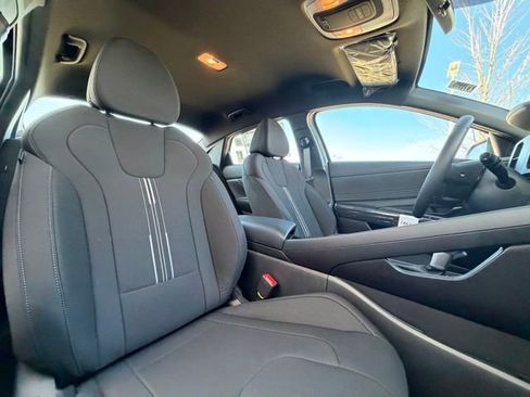 New 2026 Hyundai Elantra Sport FWD image 20