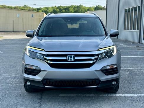Used 2016 Honda Pilot Elite image 2