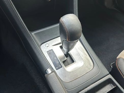 Used 2017 Subaru Crosstrek 2.0i Premium AWD/4WD image 19