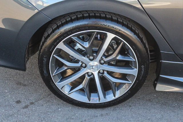 Used 2023 Honda Civic Touring image 11