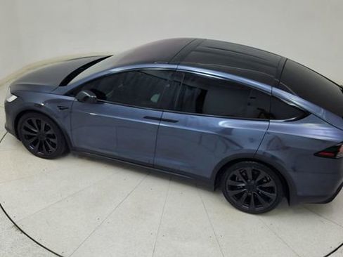 Used 2022 Tesla Model X image 78