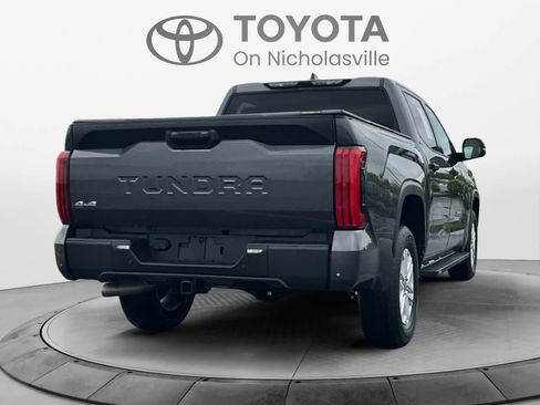 Used 2023 Toyota Tundra SR5 w/ SR5 Convenience Package AWD/4WD image 5