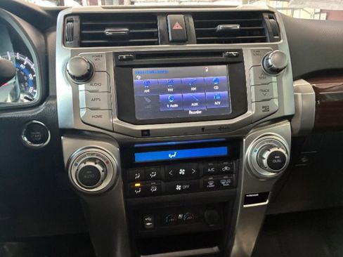 Used 2014 Toyota 4Runner Limited image 17