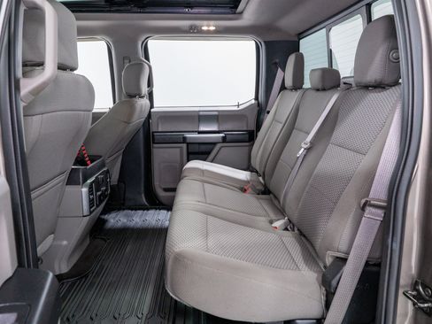 Used 2018 Ford F250 XLT w/ XLT Premium Package AWD/4WD image 34