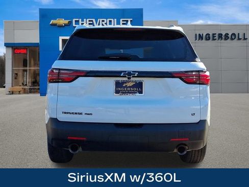Used 2022 Chevrolet Traverse LT w/ Midnight/Sport Edition image 7