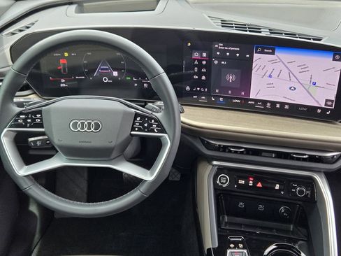 Certified 2025 Audi Q5 Premium Plus w/ Premium Plus image 35