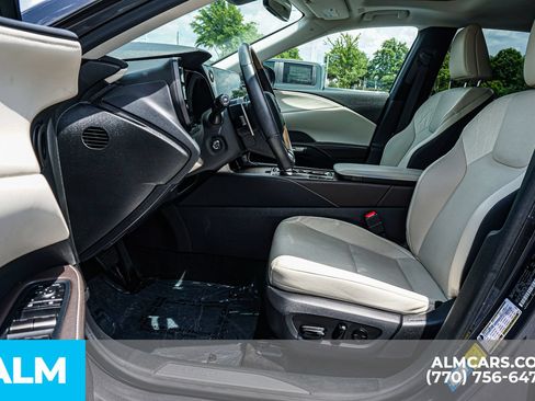 Used 2024 Lexus RX 350 Premium w/ Accessory Package (Z1) AWD/4WD image 19