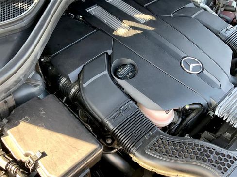 Certified 2018 Mercedes-Benz GLS 450 4MATIC image 33