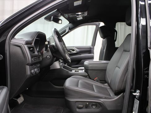 Used 2024 Chevrolet Tahoe Z71 image 9