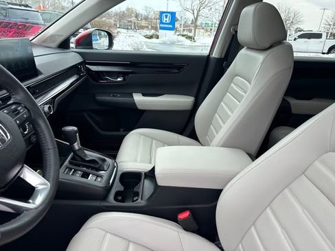Used 2024 Honda CR-V EX-L image 14