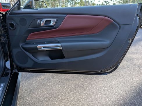 Used 2024 Ford Mustang GT Premium w/ GT Performance Package image 31