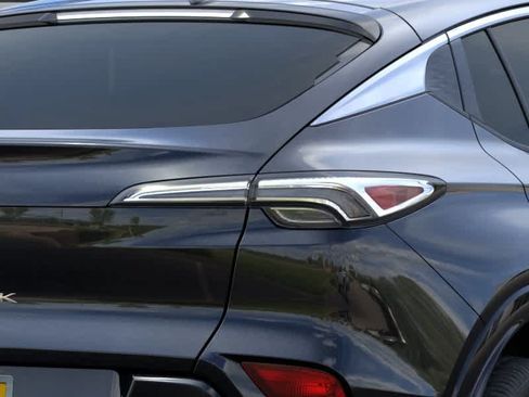 New 2026 Buick Envista Avenir FWD image 11