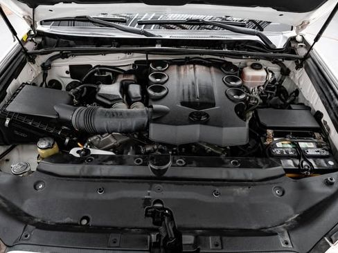 Used 2012 Toyota 4Runner SR5 image 57