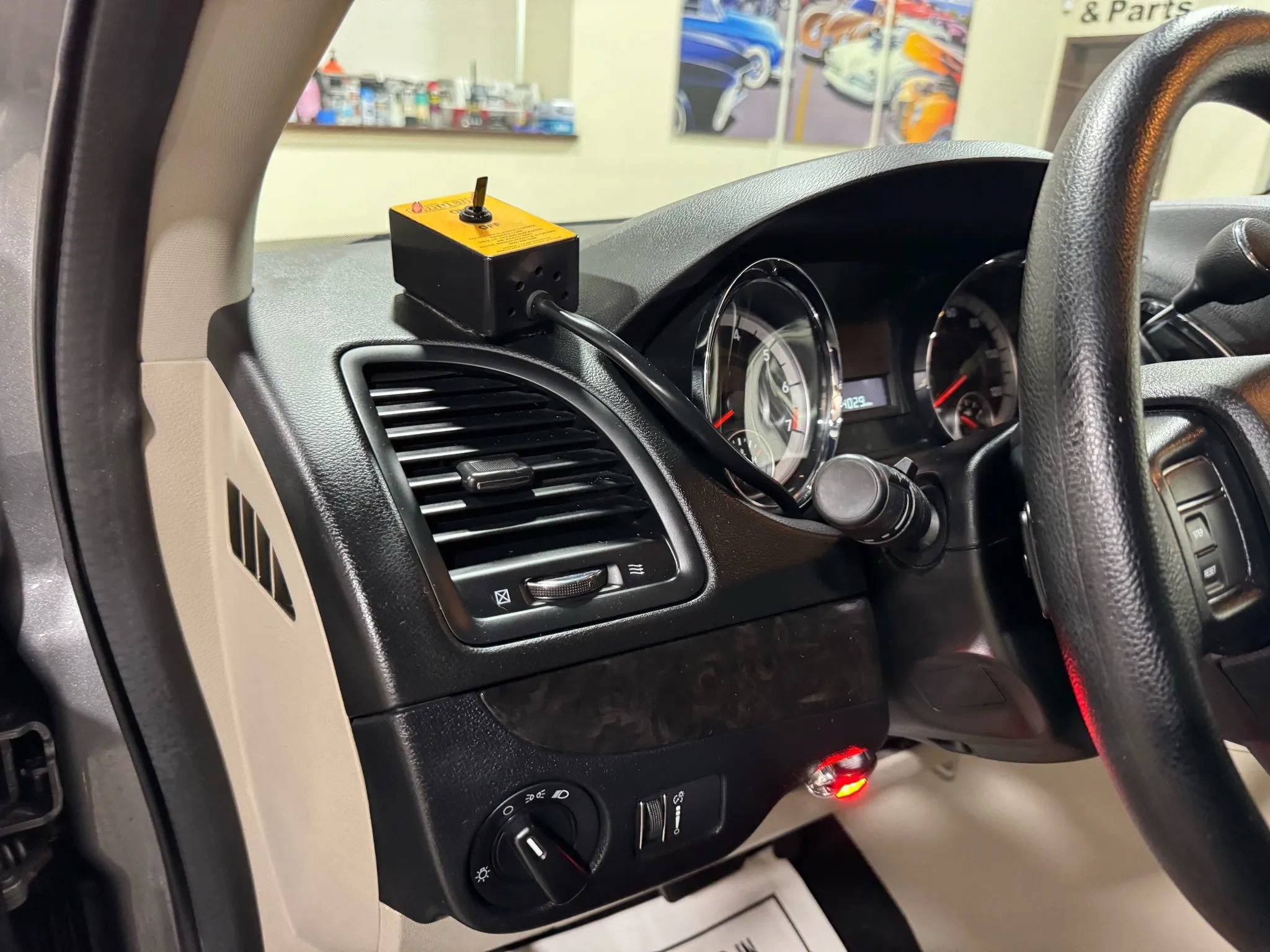 Used 2018 Dodge Grand Caravan SE FWD image 42