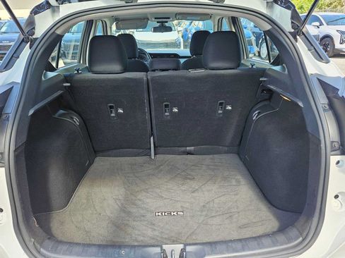 Used 2023 Nissan Kicks SV FWD image 30