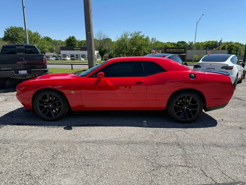 Used 2019 Dodge Challenger R/T Scat Pack RWD image 7
